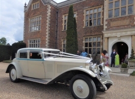 Vintage Rolls Royce wedding car in Tonbridge